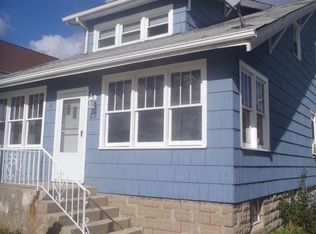 27 W 34th St #1A, Steger, IL 60475