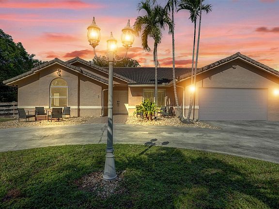 2nd image of 9701 SW 55th Court
