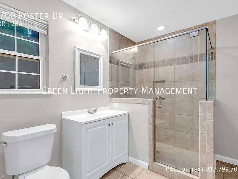 1700 Foster Dr — Photo 10