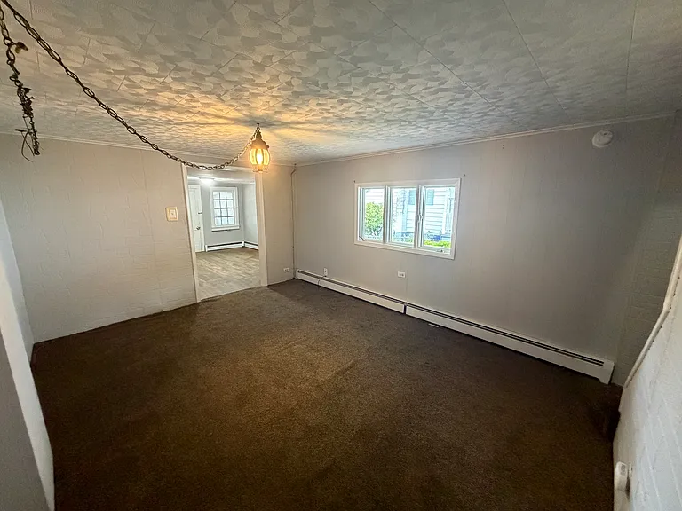 222 Honey Pot St — Photo 9