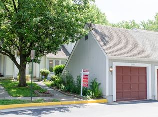 3967 Acorn Ridge Ct, Fairfax, VA 22033