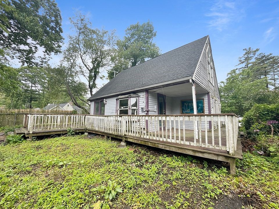 21 Beechwood Ave, Pembroke, MA 02359 MLS 73123575 Zillow