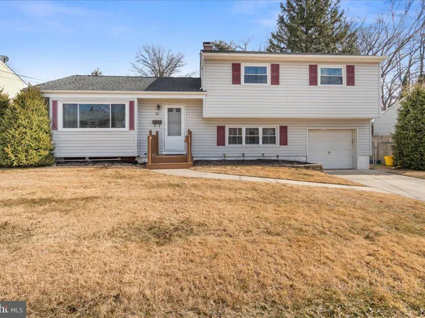 52 Copperfield Dr, Trenton, NJ 08610