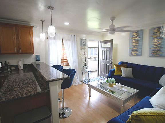 2nd image of 800 N Mollison Ave Unit 35