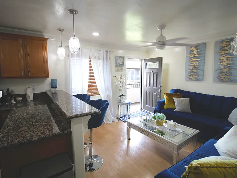 800 N Mollison Ave N #35 — Photo 2