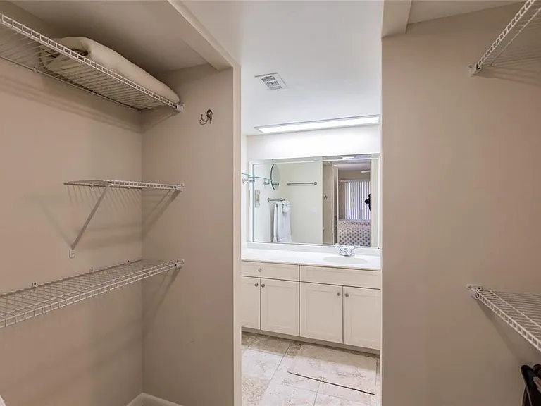 1055 W Peppertree Dr #506AA — Photo 15