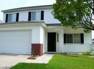 8042 Long Shadow Ln, North Charleston, SC 29406