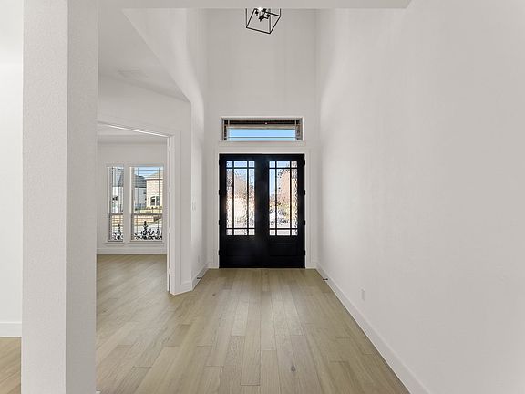 7th image of this home