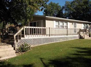 20446 254th St, Delhi, IA 52223