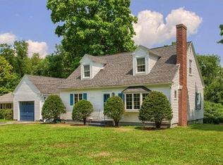 19 Brookline St, Pepperell, MA 01463