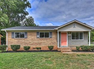 4723 Monmouth Dr, Charlotte, NC 28269