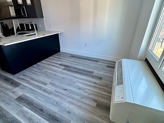 3rd image of 100 Washington Ave #505