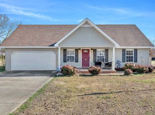 73 Park St, Rogersville, AL 35652