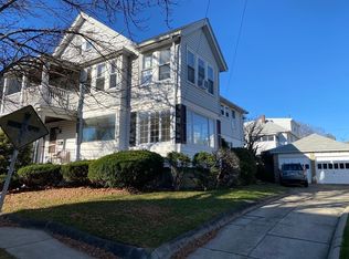 186 Palmer St #2, Arlington, MA 02474
