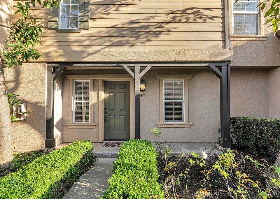 1st image of 40 Three Vines Ct