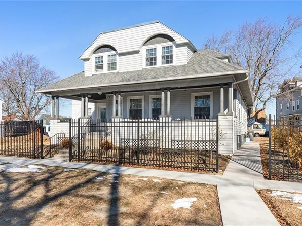 300 Farmington Ave, Cranston, RI 02920