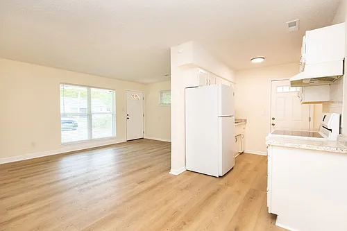4718 Arrowhead Trl #B Photo 1