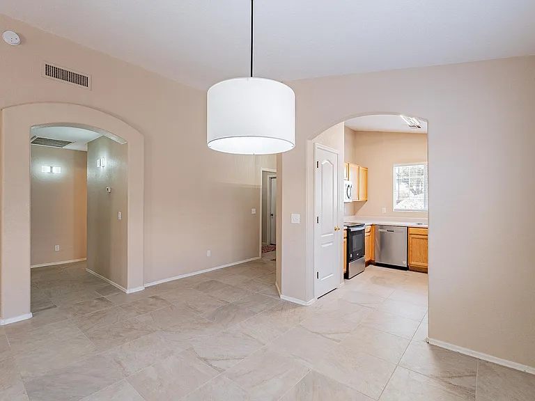 4504 W Sun Quest St — Photo 7
