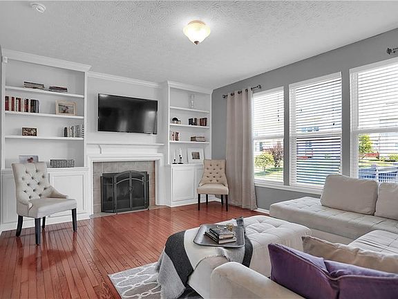 2nd image of 14012 Avalon East Dr