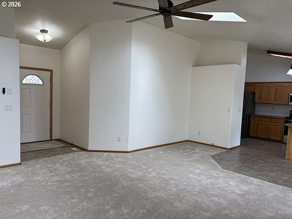 4th image of 717 Creswood Dr