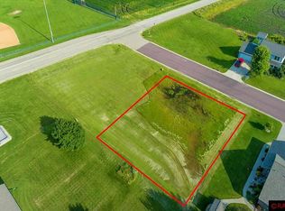 21 Marples Ave, Minnesota Lake, MN 56068