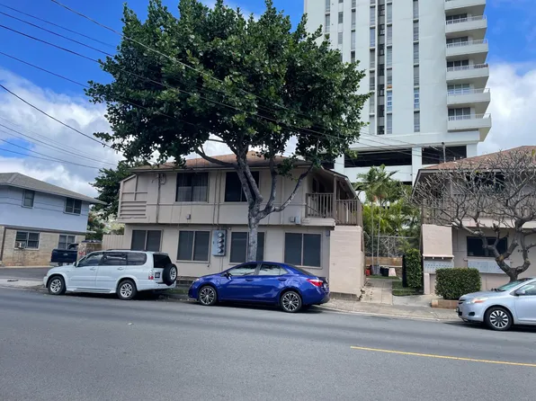 2262 Citron St, Honolulu, HI 96826
