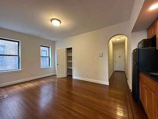Rented by Oxford Property Group | media 7