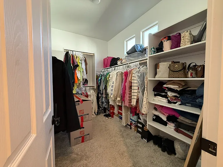 11037 W Hadley St — Photo 33