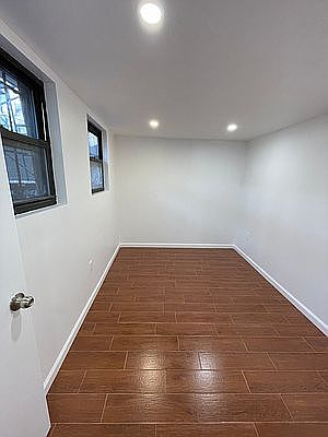 2nd image of 152 Ainslie St #C
