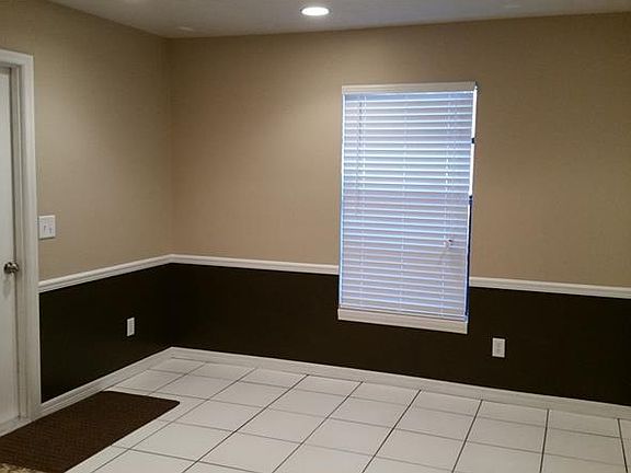 5th image of 7760 Covedale Dr