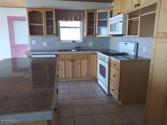 4th image of 1433 N Fletcher Ave