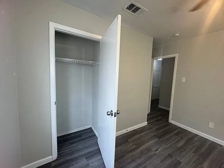 204 W Garden Dr — Photo 17