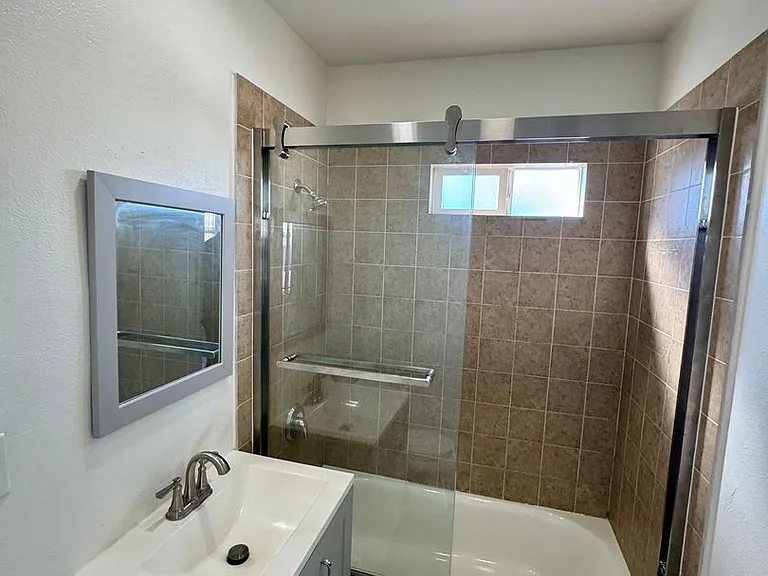 225 Belmont Ave — Photo 11