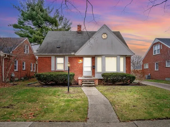 2814 Shenandoah Dr, Royal Oak, MI 48073