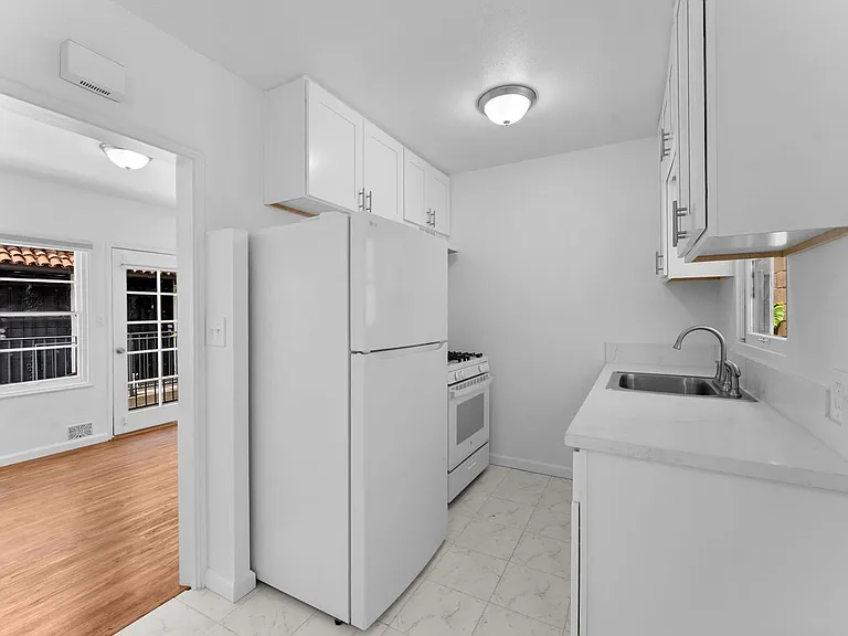 3151 Adams Ave #3 — Photo 12