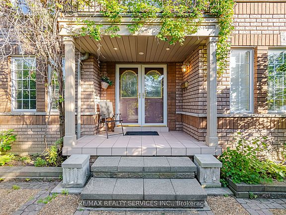 4th image of 8 Riverbank Rd