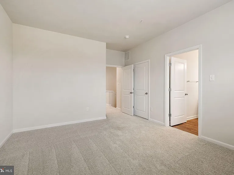 5131 Constitution St — Photo 17