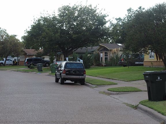 4th image of 3218 Centennial Dr