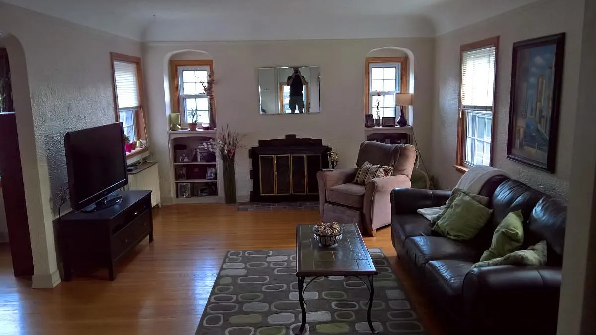 2 bed, 1300 sqft, $1,800 — Photo 3