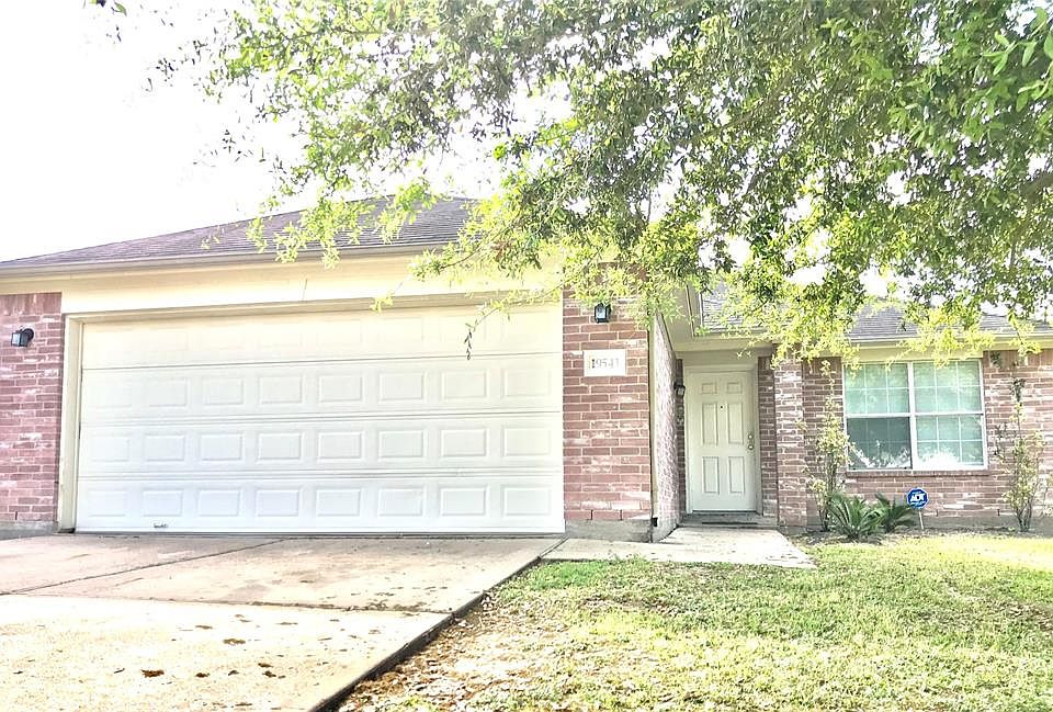 1st image of 19543 Concho Springs Dr