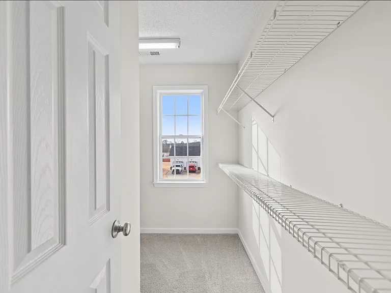 137 Woodglen Dr — Photo 12