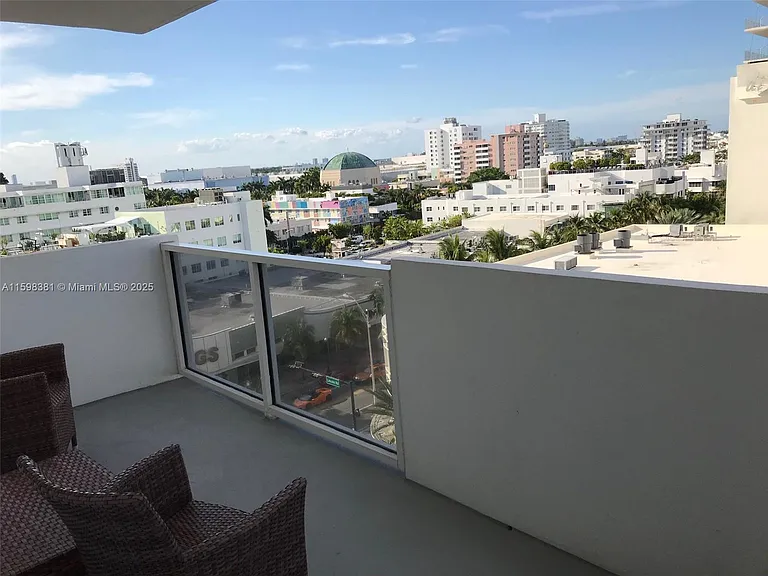 100 Lincoln Rd #808 — Photo 25