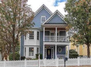 1781 Town Home Dr, Apex, NC 27502