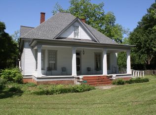 204 4th St, Midland City, AL 36350