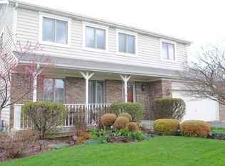 413 Beaver Ct, Oswego, IL 60543