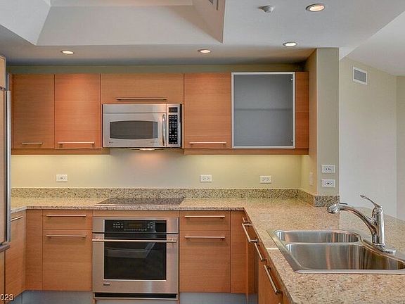 3rd image of 222 Karen Ave Unit 3905