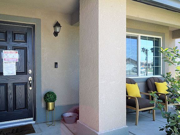 2nd image of 7437 Blue Jay Ct