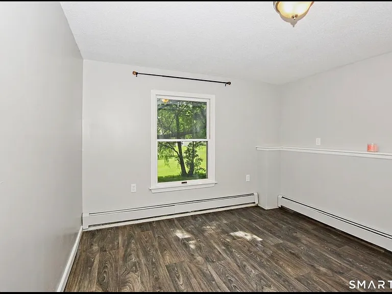 289 Salem Tpke — Photo 11