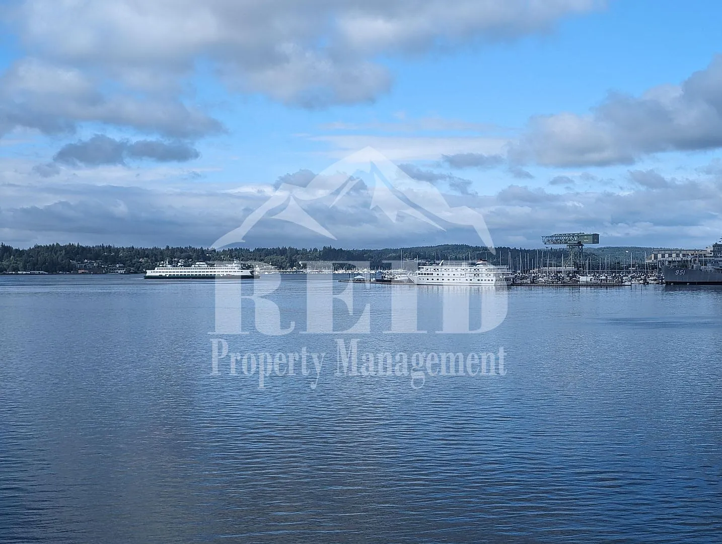 305/307 Shore — Photo 4