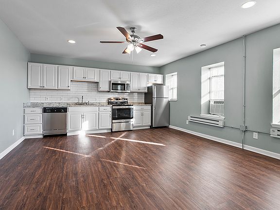 4th image of 3721 Broadway Blvd Unit 14